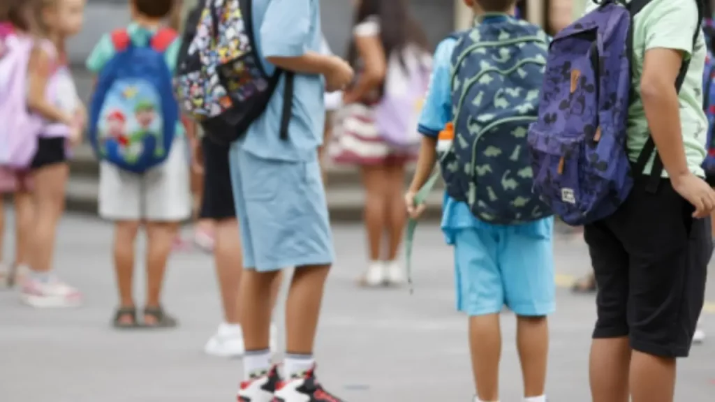 Deducciones IRPF 2025 los autónomos podrán desgravar el material escolar