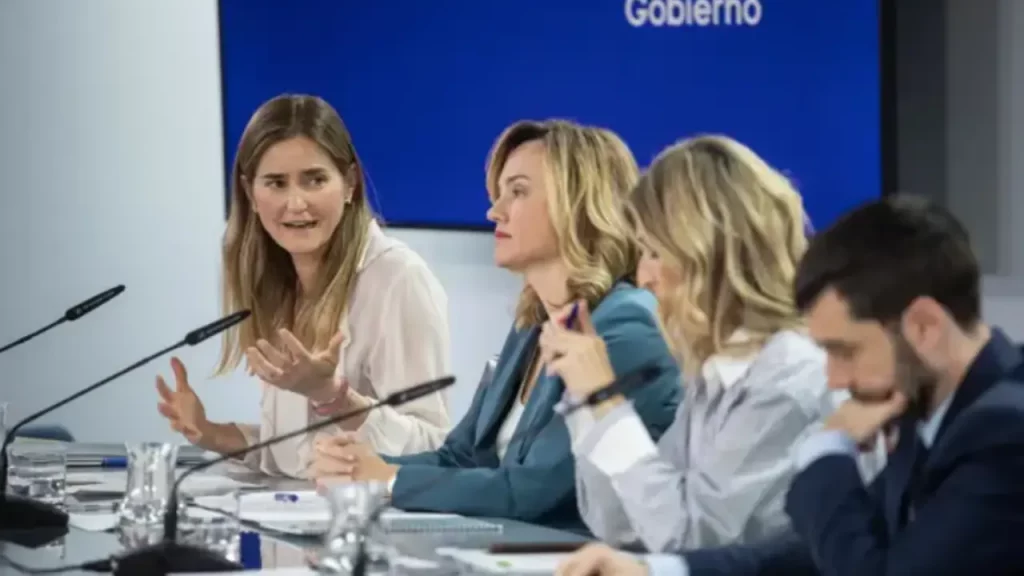 El Gobierno declara zonas de emergencia por los incendios y