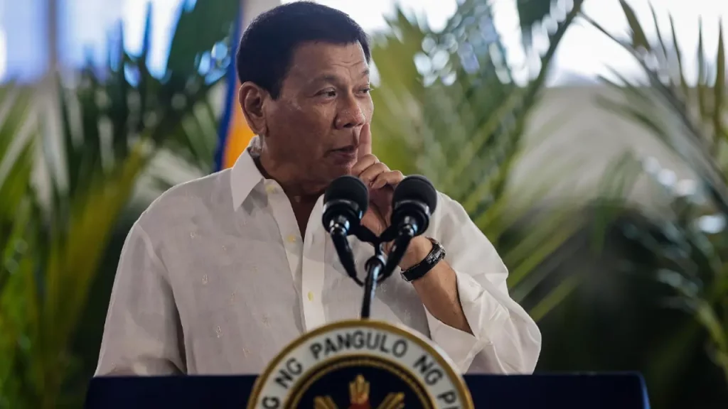 La Corte Penal Internacional acusa a Rodrigo Duterte de crímenes de lesa humanidad