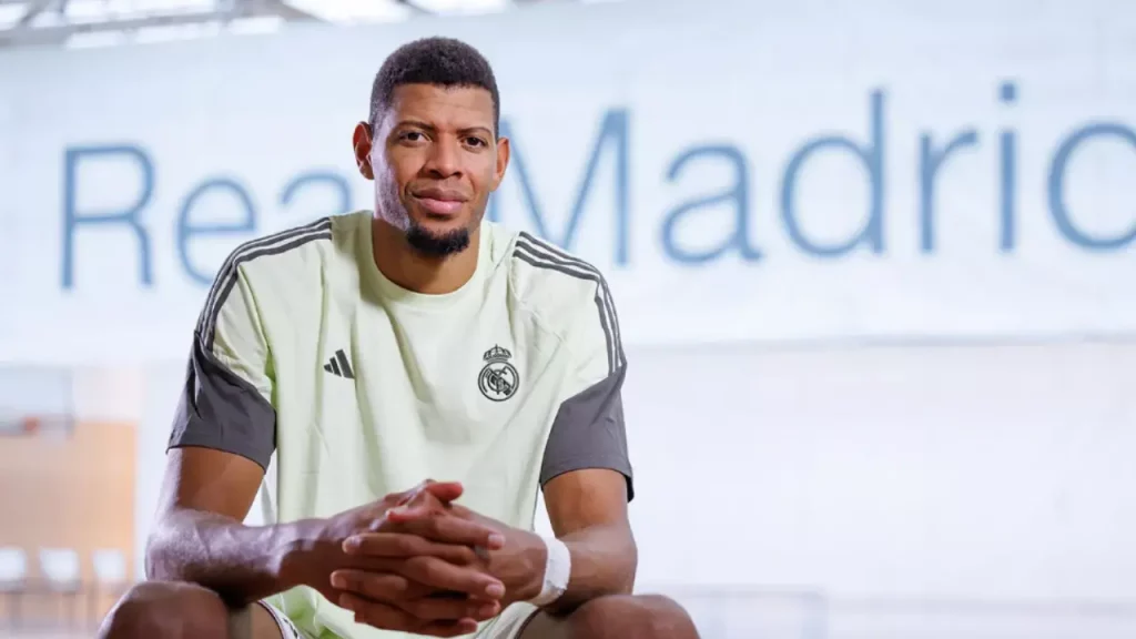 Walter Tavares
