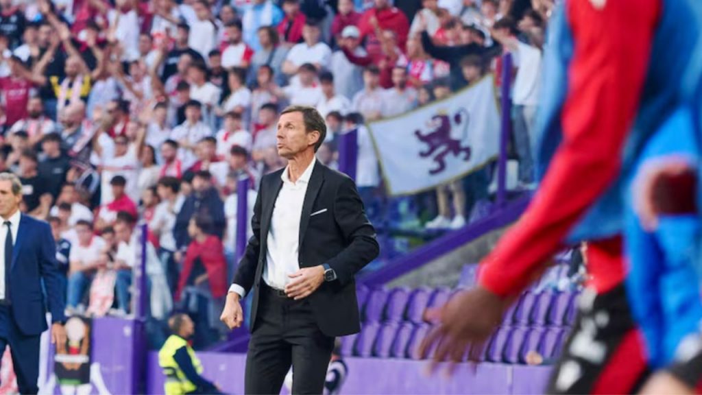 José Ángel Ziganda celebra el debut victorioso de la Cultural Leonesa destacando el orgullo, la solidaridad y la dureza del equipo frente a las lesiones y la presión del Real Valladolid.