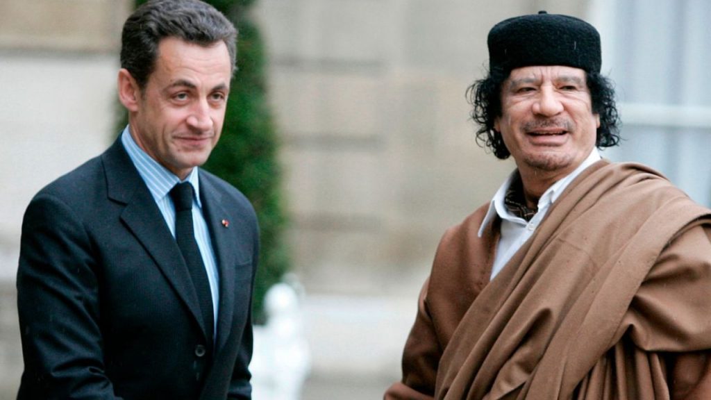 Nicolas Sarkozy condenado por financiación libia de su campaña de 2007. Es su tercera sentencia tras casos de corrupción y tráfico de influencias.