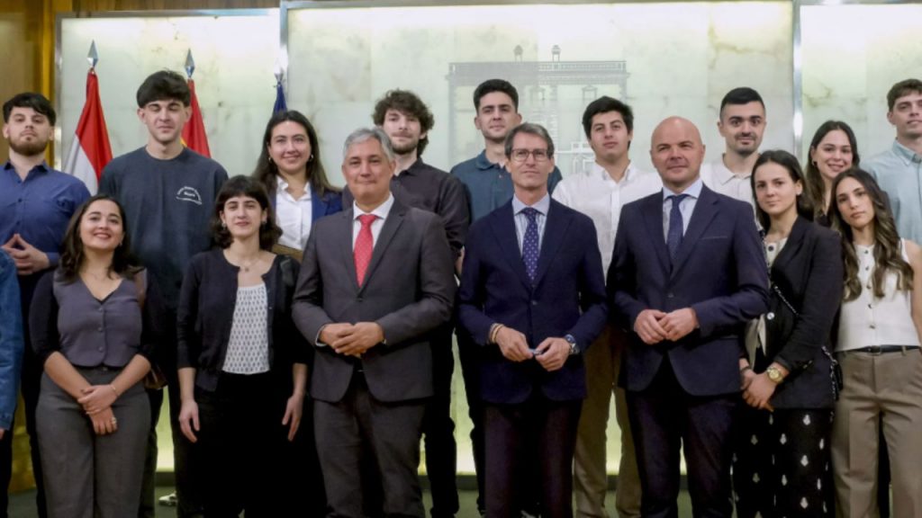 Jóvenes de Argentina y Chile redescubren La Rioja, explorando sus raíces, cultura y tradiciones durante las Fiestas de San Mateo gracias al programa "También Riojanos".