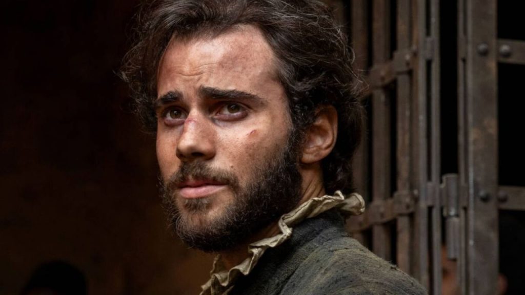 Alejandro Amenábar genera debate con El Cautivo, su polémica película sobre Cervantes. Entre acusaciones de manipulación histórica y estrategia comercial, la obra divide a crítica y público.