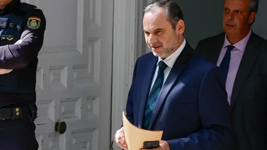 Ábalos duplicó sus gastos con tarjetas en 2024 tras estallar el escándalo