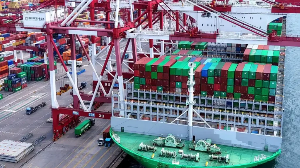 China desafía a Trump ante amenaza de aranceles del 100 %