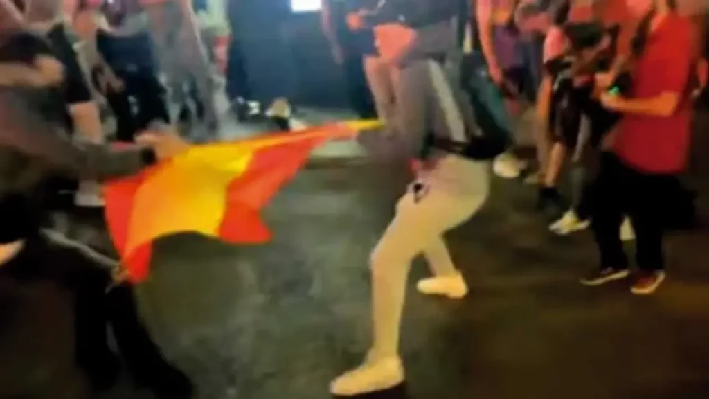 Ultraje a la bandera en Madrid