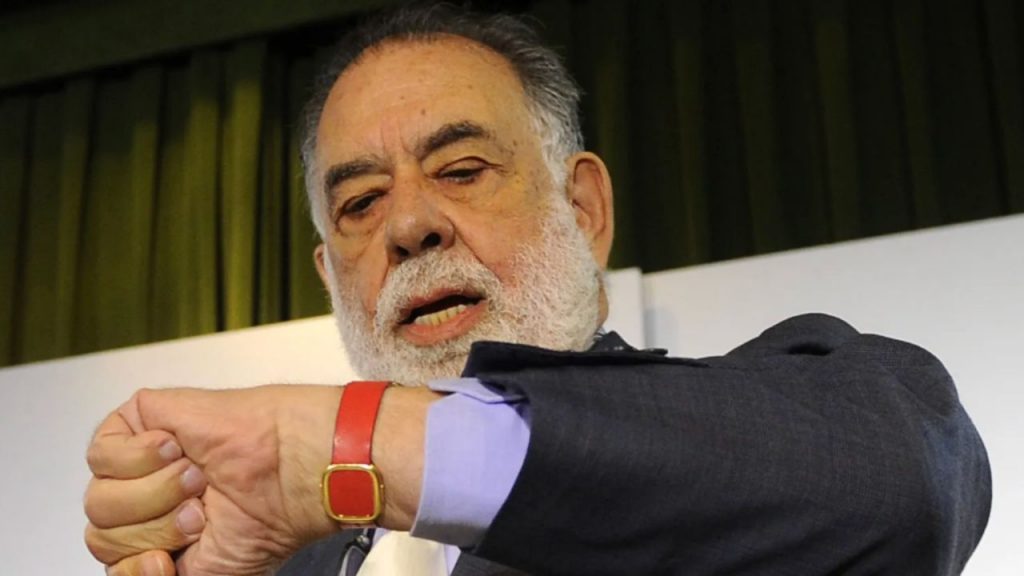 Francis Ford Coppola subasta su colección de relojes tras Megalopolis para afrontar problemas financieros y evitar la ruina económica.