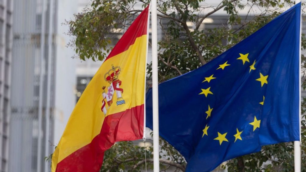 España recibe más de 56 700 millones de euros de fondos europeos, pero surgen dudas sobre su eficacia real. Pymes, vivienda social y formación se benefician, mientras la sostenibilidad y la gestión futura generan incertidumbre.