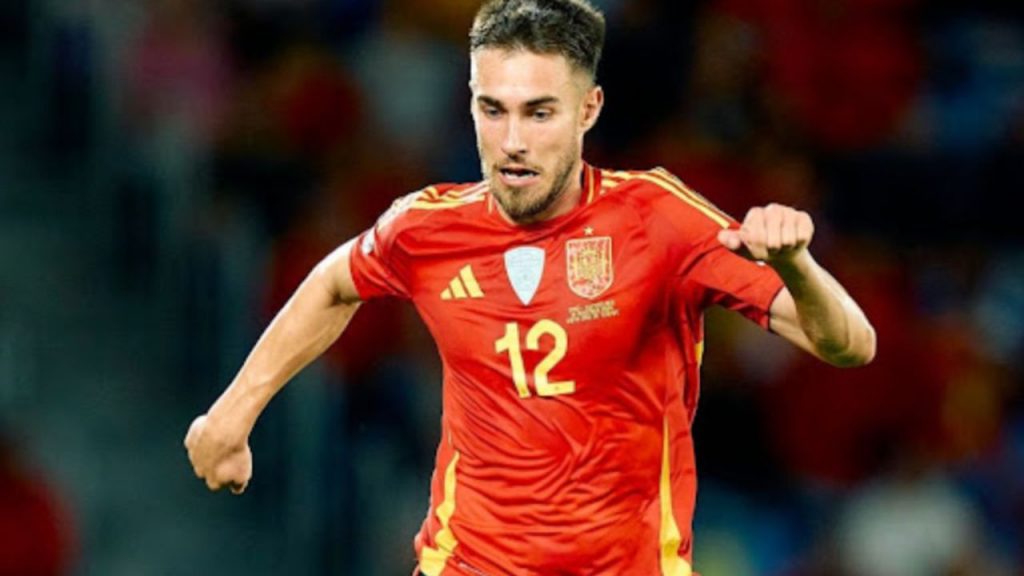 Óscar Mingueza, defensa del Celta, mantiene viva su ambición de regresar a la Selección Española tras su ausencia desde la final de la Nations League. El jugador destaca la importancia del rendimiento y la estabilidad en el equipo nacional para recuperar su lugar.