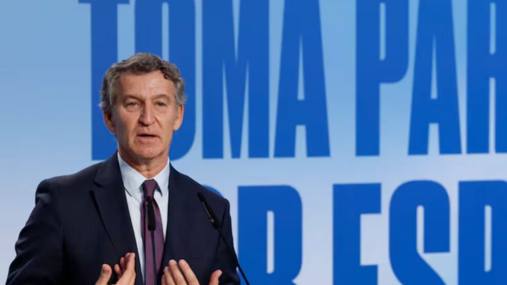 Alberto Núñez Feijóo defiende que la nacionalidad española “no se regala, se merece” y propone endurecer los requisitos lingüísticos y culturales para los inmigrantes. Su plan apuesta por una inmigración legal y ordenada.