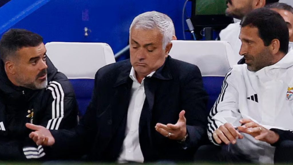 Resumen del Chelsea vs Benfica en la Champions 25-26: goles, decisiones polémicas y un debate creciente sobre la influencia arbitral y el poder económico en el fútbol europeo.