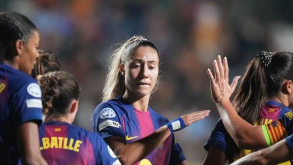 El Barça Femenino impuso su autoridad en Roma con un gol tempranero de Brugts en la Champions League. La AS Roma no pudo frenar el dominio azulgrana, evidenciando la creciente desigualdad entre clubes de élite y proyectos con menos recursos.