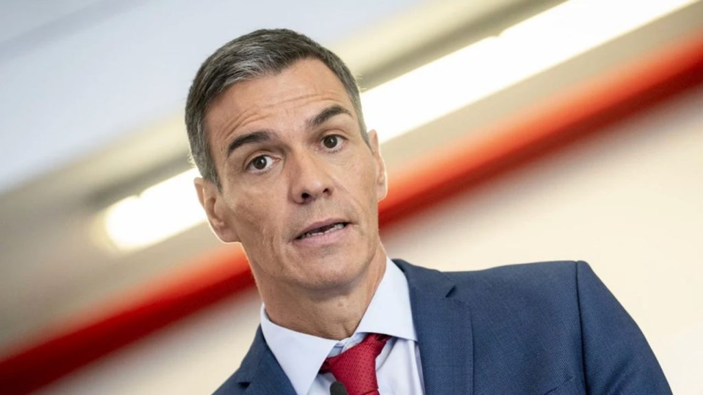 Pedro Sánchez afirma que la paz en Gaza no puede darse sin justicia y advierte contra la impunidad de los responsables. Abre la posibilidad de enviar tropas españolas para misiones de paz y confirma que el embargo de armas seguirá vigente.