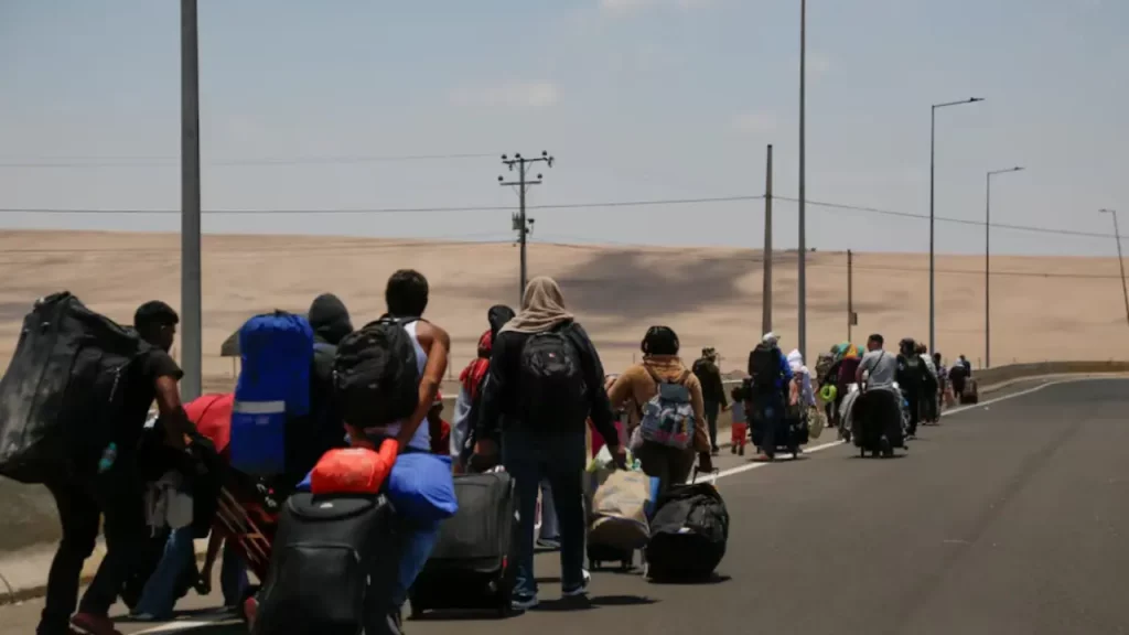 Perú declara un estado de emergencia fronterizo para impedir el ingreso de migrantes