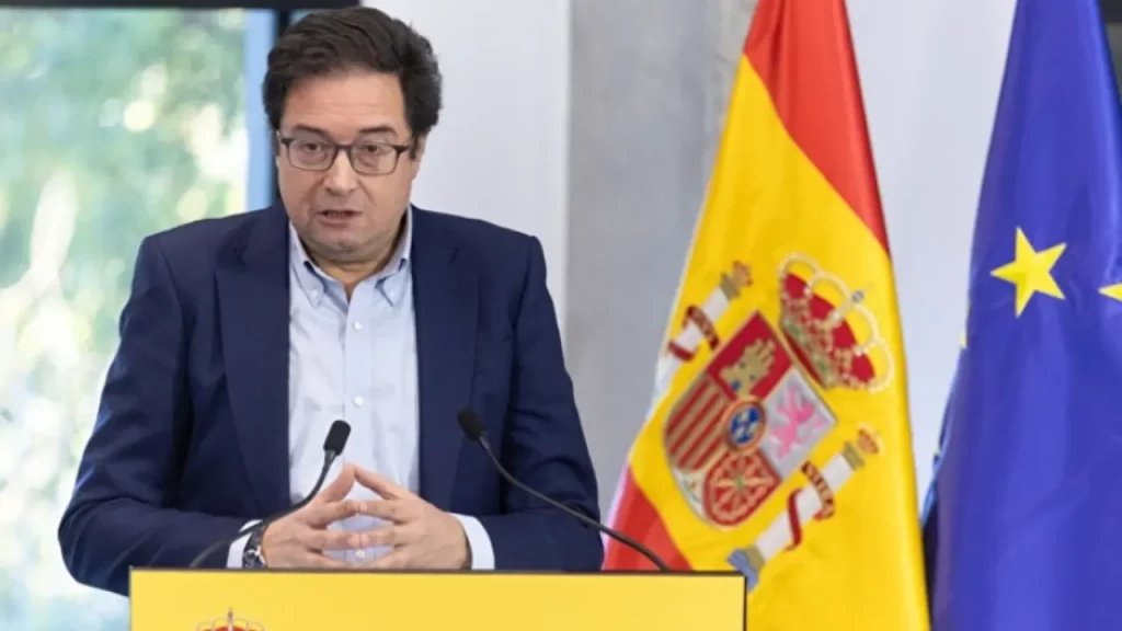 Sánchez premia a los suyos