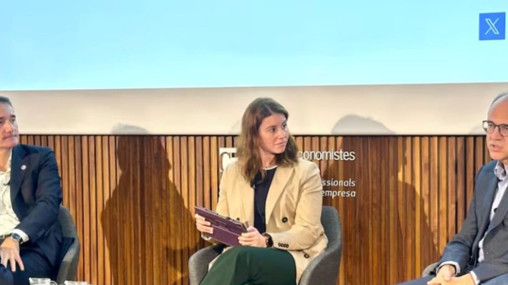 El Andorra FC de Gerard Piqué combina un modelo de excelencia deportiva y negocio, marcado por su singular presencia en Segunda División y las dudas sobre el trasfondo político del proyecto.