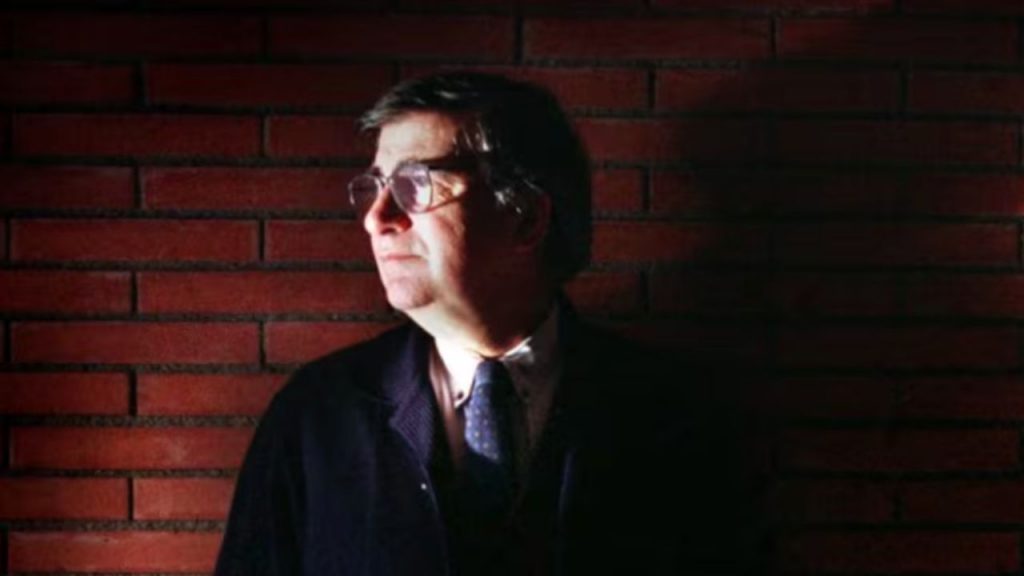 Se cumplen 25 años del asesinato de Ernest Lluch por ETA; su legado de diálogo y paz sigue siendo guía en la lucha contra la violencia y por la convivencia.