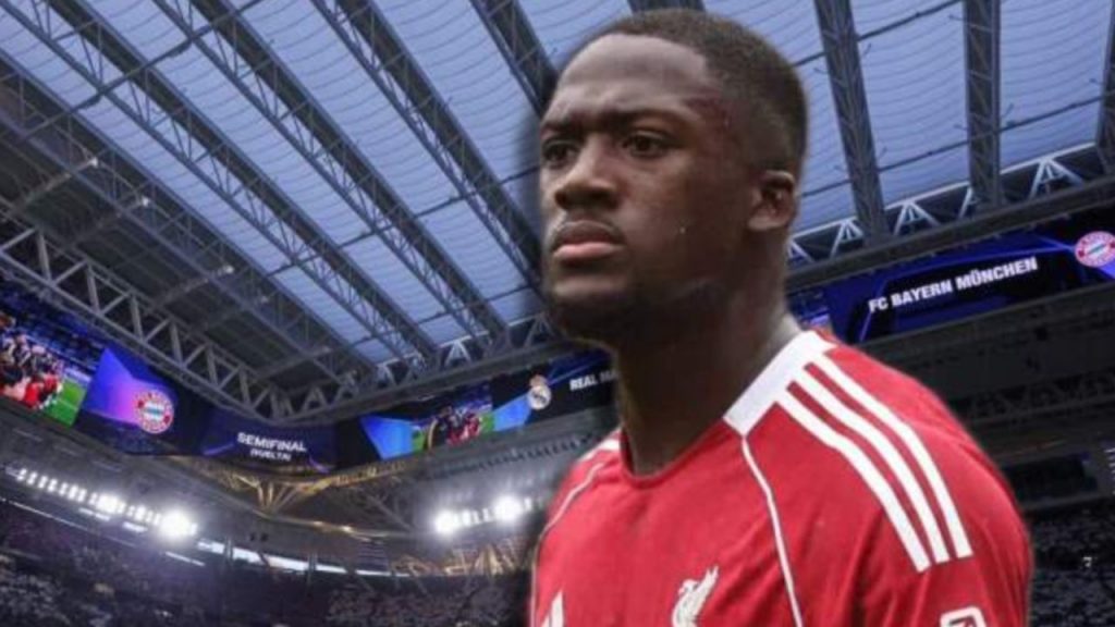 Konaté, objetivo del Real Madrid 2026, enfrenta presión entre Liverpool y la estrategia mediática del club blanco para reforzar su defensa.