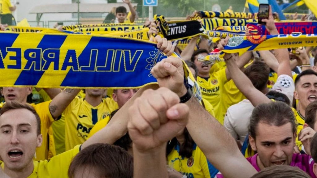Casi 1 200 aficionados del Villarreal viajan a Dortmund sin apoyo oficial, en un desplazamiento récord que reabre el debate sobre organización e instituciones.