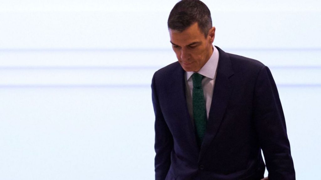 Pedro Sánchez participa en la COP30 en Brasil defendiendo el modelo energético español y llamando a la acción contra el cambio climático, mientras líderes mundiales destacan la urgencia y la lucha contra la desinformación ambiental.