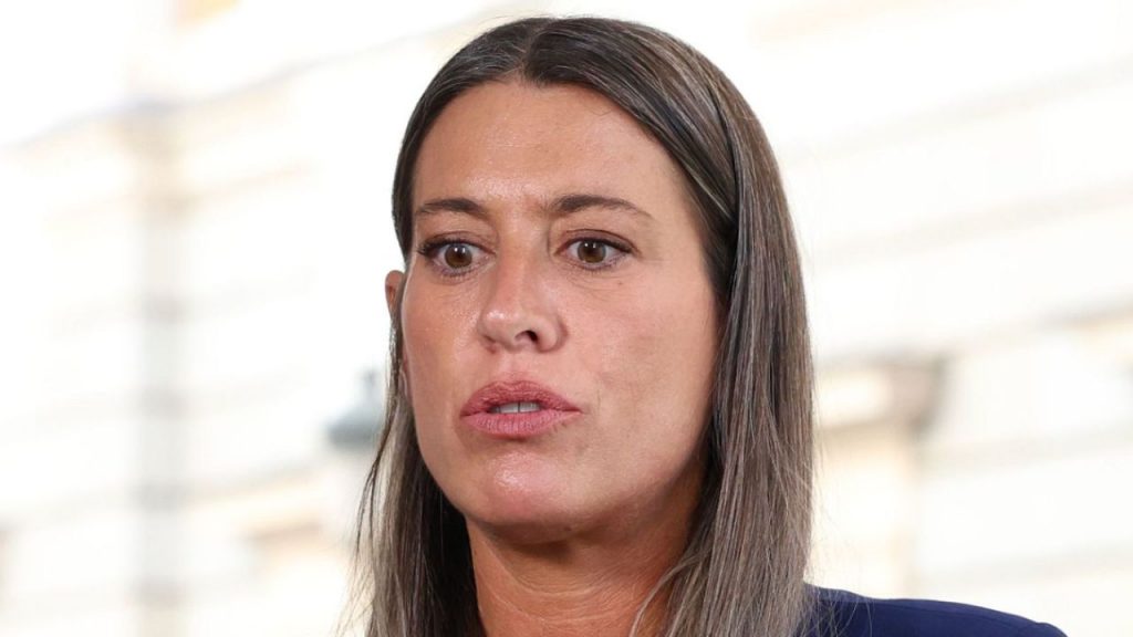 Junts anuncia la ruptura definitiva con el PSOE y asegura que el Gobierno de Pedro Sánchez no puede gobernar por falta de mayoría, cuestionando su capacidad legislativa y política en el Congreso.