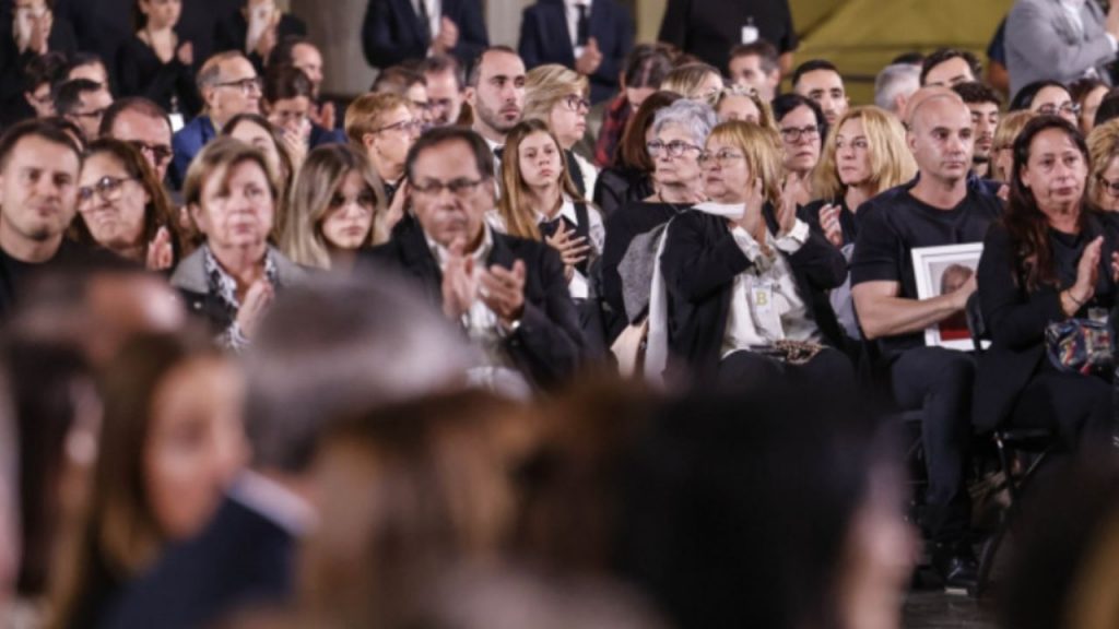 La Comisión del Congreso sobre la dana en Valencia arranca con las víctimas como protagonistas, exigiendo justicia y responsabilidades políticas.
