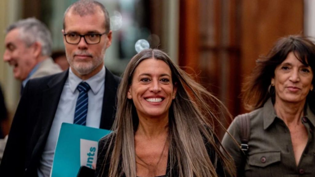 Junts registra enmiendas a todas las leyes del Gobierno, incluyendo los Presupuestos, bloqueando la legislatura y profundizando la crisis política en España tras la ruptura del diálogo con el PSOE.