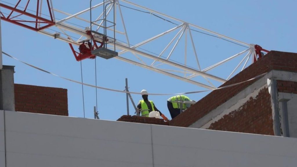 La compraventa de viviendas sube un 3,8% en septiembre y marca récord desde 2007. El repunte reabre el debate sobre precios, oferta y políticas de vivienda.