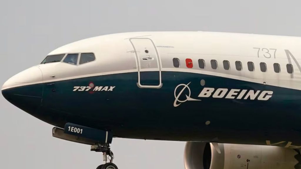 Boeing deberá pagar más de 28 millones a la familia de Shikha Garg, víctima del accidente del 737 MAX en Etiopía, en un fallo histórico que resalta la negligencia del gigante aeronáutico.