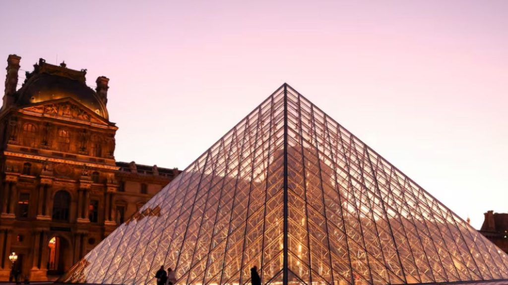 El Louvre cierra la Galería Campana por problemas estructurales en sus vigas, en plena crisis de seguridad tras el robo de joyas y fallos en sus protocolos.