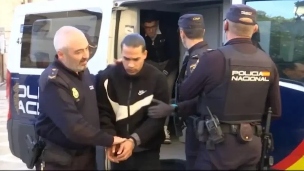 Dos marroquíes condenados a prisión permanente por asesinar 