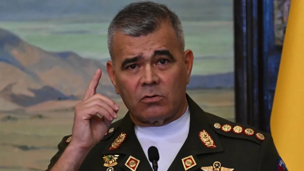 Quién es Vladimir Padrino López