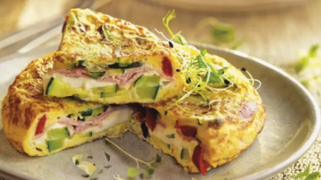 Tortilla de Verduras de Aprovechamiento con Queso
