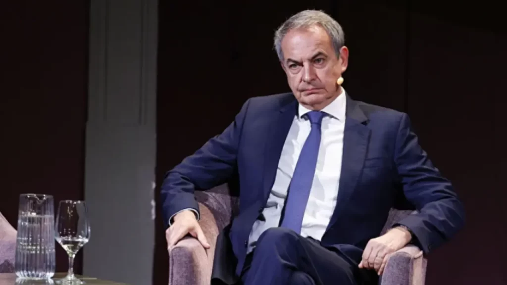 Zapatero queda al descubierto