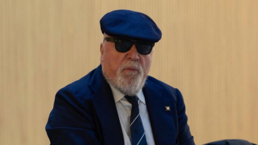 La Audiencia Nacional admite testigos clave en el caso Pujol, incluyendo al comisario jubilado José Manuel Villarejo y miembros de la "policía patriótica", para investigar el origen de la fortuna oculta del expresidente catalán y sus hijos en Andorra. El tribunal analizará la legalidad del proceso y la prescripción de delitos, mientras desestima el cambio de jurisdicción a Barcelona. Empresarios implicados y exdirectivos policiales declararán, en un caso con fuertes implicaciones legales y políticas en el contexto del independentismo catalán.