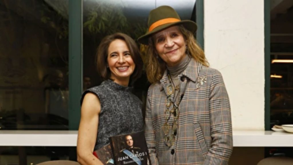 La infanta Elena muestra un apoyo decisivo a Juan Carlos I durante la presentación del libro ‘Reconciliación’, reavivando el debate sobre las tensiones y lealtades dentro de la Familia Real en un evento marcado por presencias clave y nuevas interpretaciones del legado del emérito.