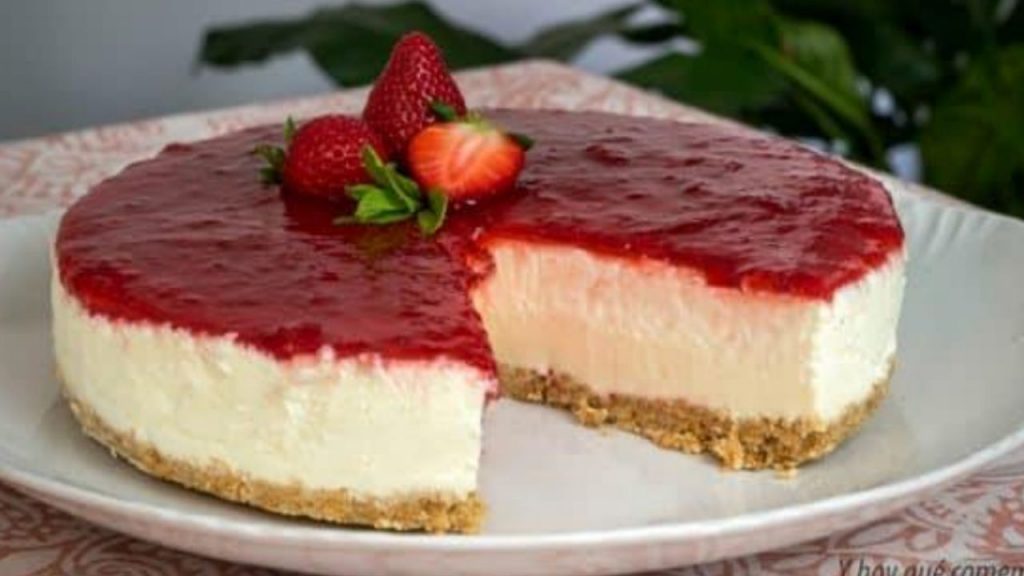 Cheesecake de yogur sin horno, ligero y fácil de preparar. Postre cremoso ideal para quienes buscan algo dulce sin complicaciones.