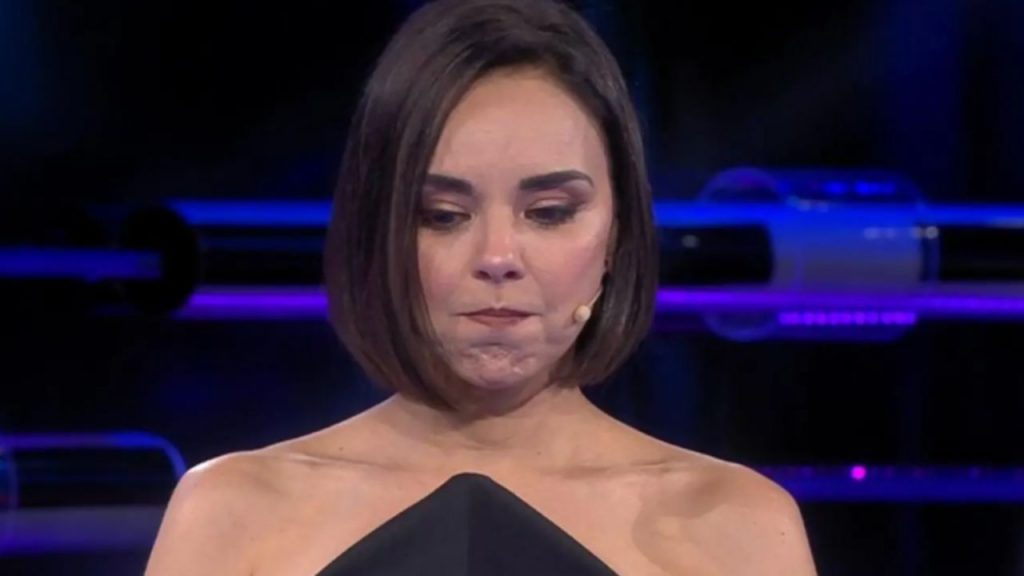 Chenoa se emociona en la Gala 11 de OT2025, marcada por nuevas reglas, actuaciones intensas y la elección de los primeros finalistas.