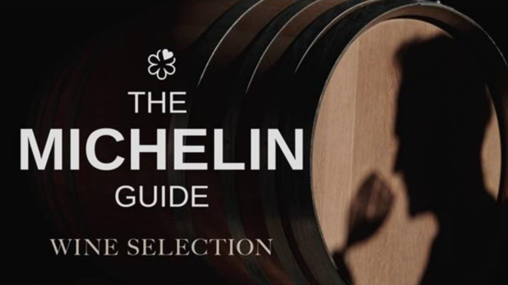 La Guía Michelin da un giro histórico con la creación de la “uva Michelin”, una nueva distinción destinada a reconocer la excelencia en bodegas y profesionales del vino. Con criterios como agronomía, identidad y equilibrio, la marca busca transformar la valoración del sector vitivinícola global. El estreno llegará en 2026 en regiones icónicas como Burdeos y Borgoña, prometiendo un impacto similar al de sus célebres estrellas gastronómicas.