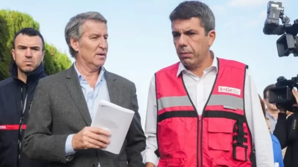 Feijóo remite a la juez sus mensajes con Mazón