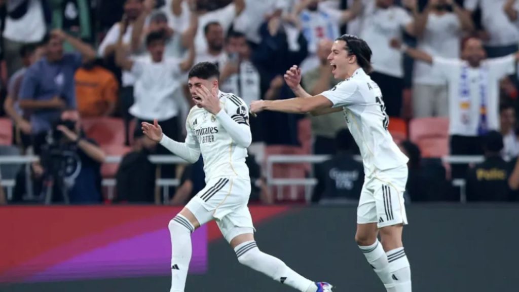 Federico Valverde lidera al Real Madrid en la Supercopa en Yeda con un gol decisivo ante el Atlético de Madrid, demostrando disciplina, liderazgo y compromiso que trascienden el deporte.
