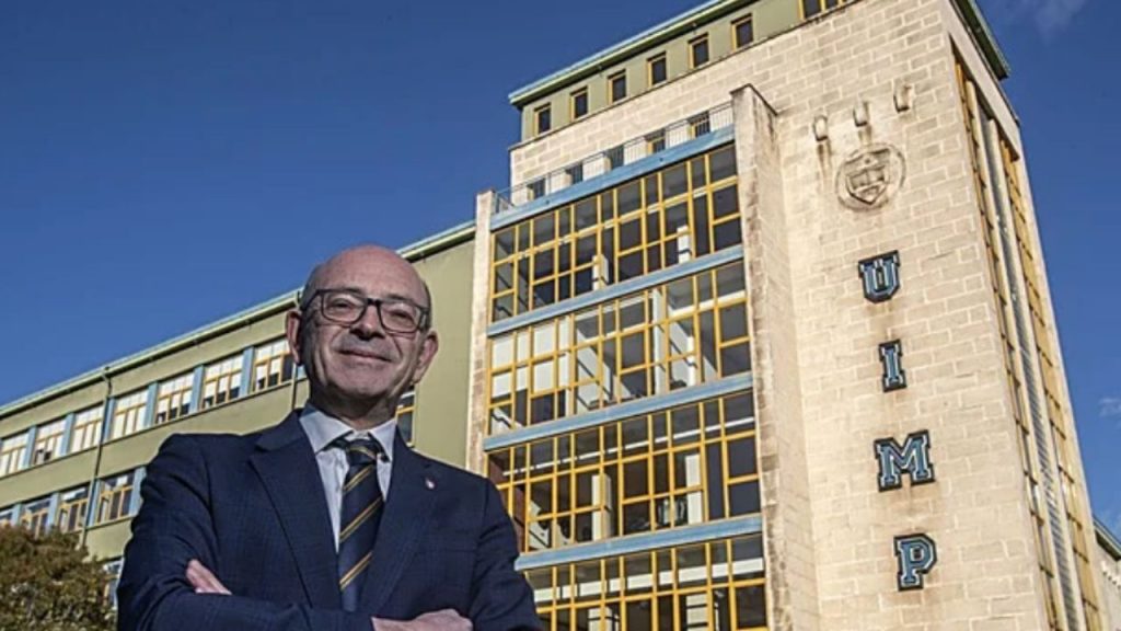 La UIMP impulsará un plan de medios para ganar peso en el debate público juvenil. Su rector alerta del auge de discursos viscerales en redes y defiende más argumentos científicos, reabriendo el debate sobre quién define lo “racional”.