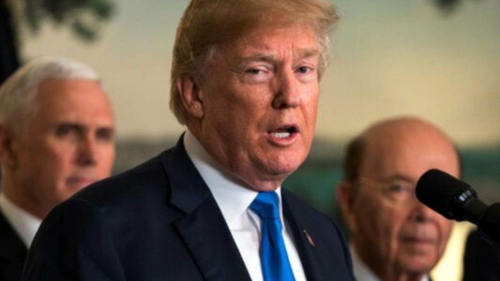 El Foro de Davos arranca marcado por la tensión entre Estados Unidos y Europa ante el regreso de Donald Trump. Aranceles, OTAN, Groenlandia y Ucrania sitúan a la UE ante un choque atlántico que cuestiona su dependencia estratégica de Washington.