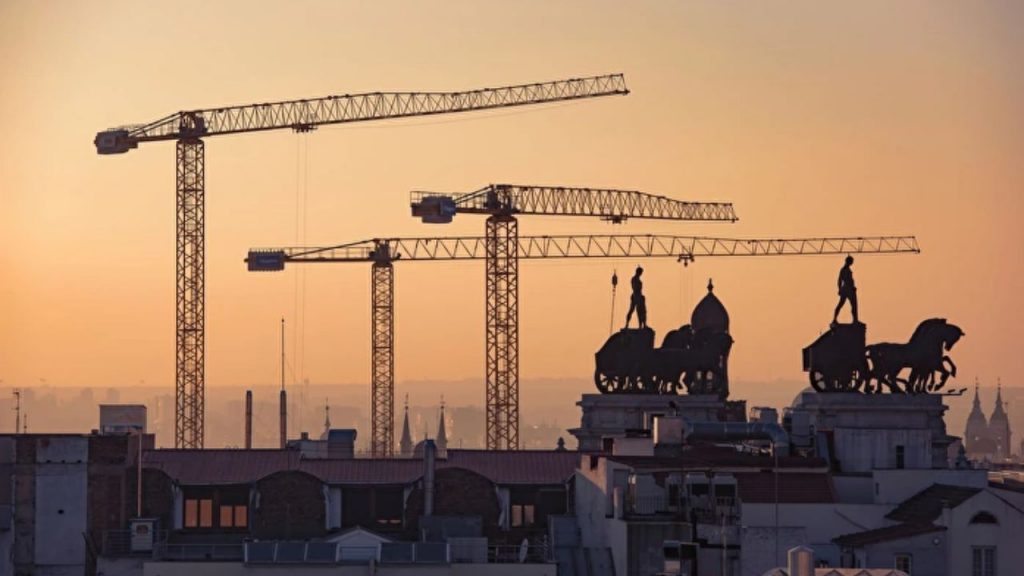 La vivienda por las nubes, pero no se construye