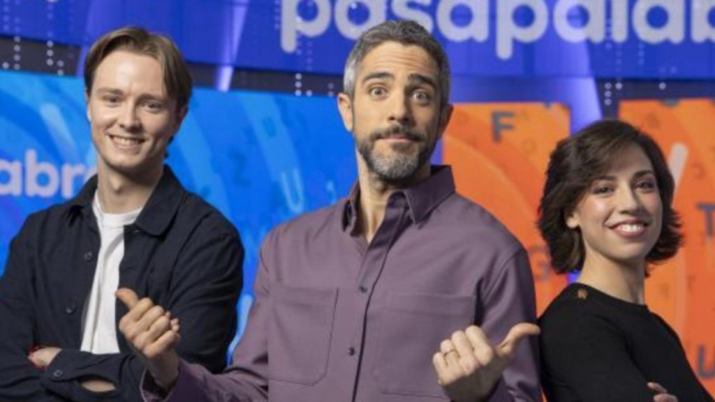 La histórica victoria de Rosa Rodríguez en Pasapalabra con el bote de 2.716.000€ desata polémica en redes por su pronunciación de "Morrall". Descubre el debate sobre tongo y la reacción del público.